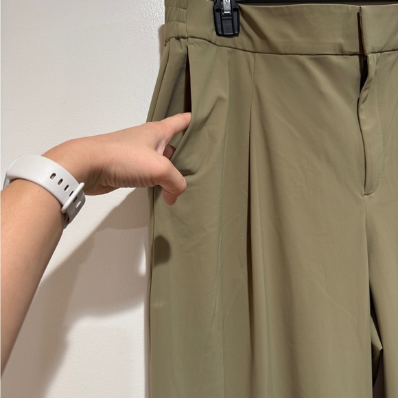 New Athleta Pinnacle Wide Leg Pants Trousers Sz 16 Olive Branch Green Workwear - Picture 10 of 13